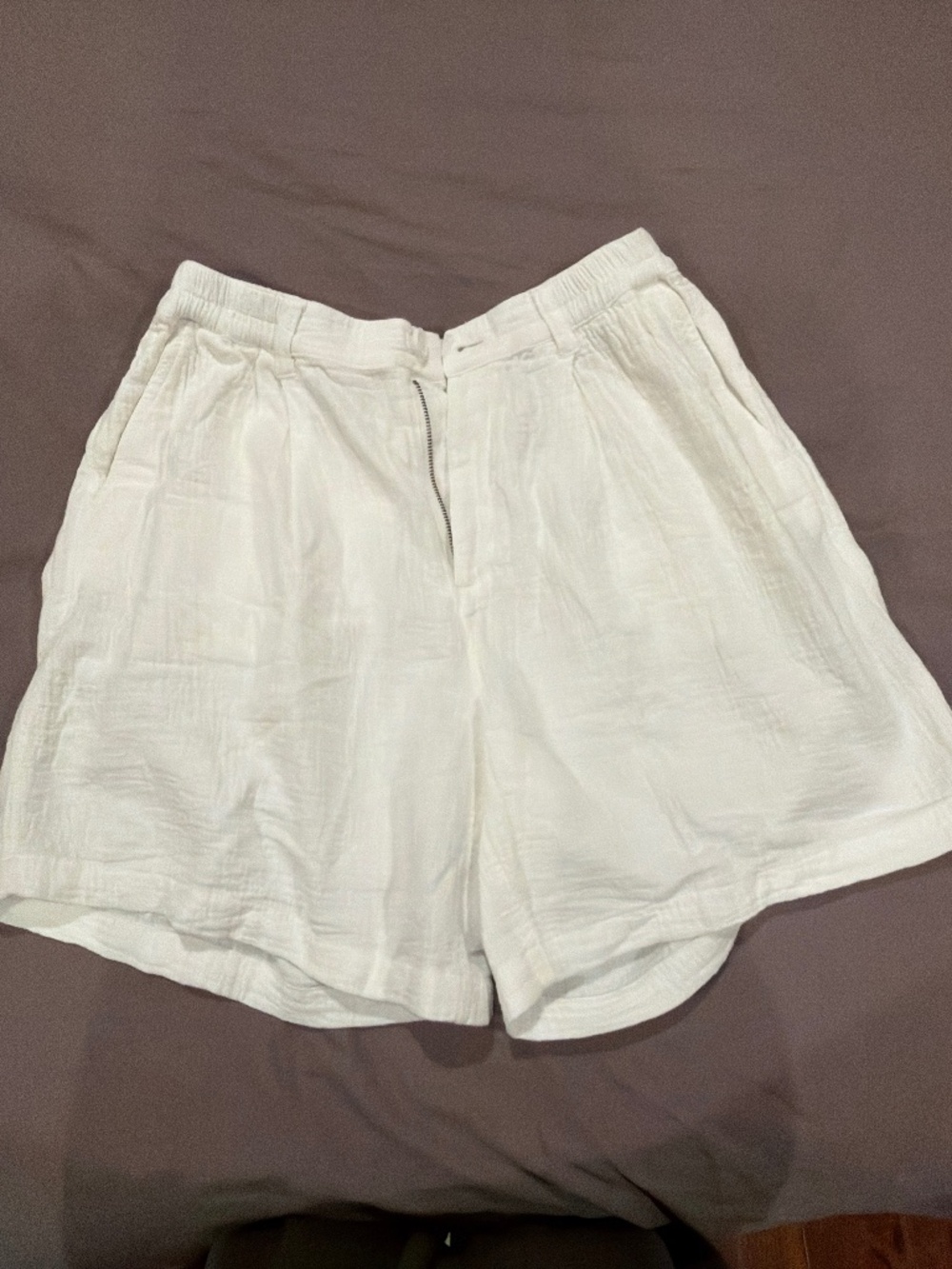 Aerie white shorts, size Medium, NWT